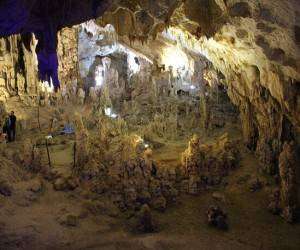 دنیای راز آلود غار ده شیخ با 135 میلیون سال قدمت