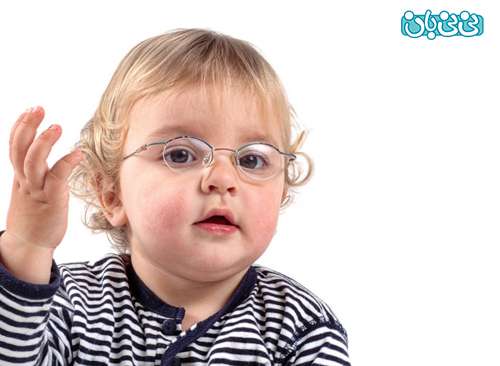 قدرت بینایی نوزاد، چند ماهگی تکمیل می‌شود؟